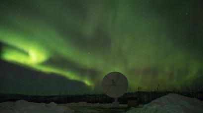 Green diffuse aurora at the Poker Flat Science Operation Center
